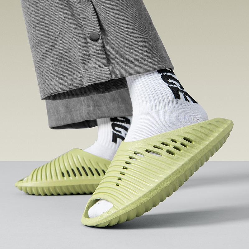 Pantoufles d'extérieur de gran - Men Shoes Brand avis et prix